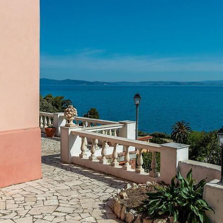 Вилла Casa Alessia Порто Санто Стефано Экстерьер фото